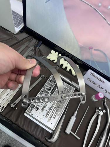 surgical-instruments-08
